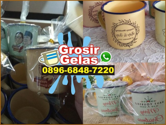 cangkir kopi kaleng
